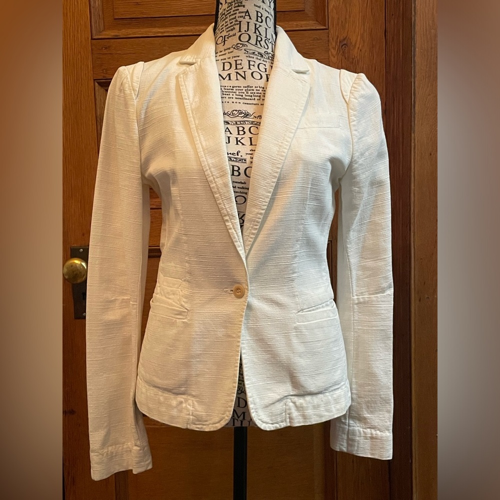 Fitted White Blazer - Capital Tailors